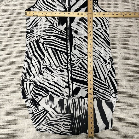 Zebra Print Sleeveless High-Low Top By Spense Size M - Picture 5 of 5